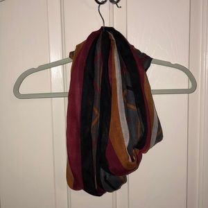 American Eagle Outfitters Accessories - American Eagle infinity scarf American Eagle Outfitters Accessories - American Eagle infinity scarf